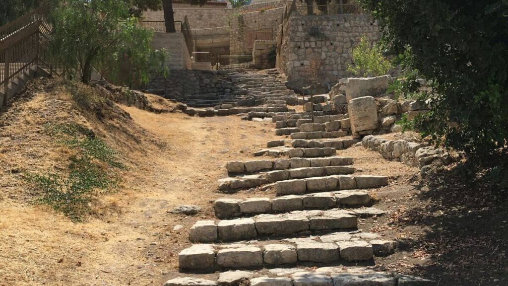 How Do I Know if God Is Calling Me?